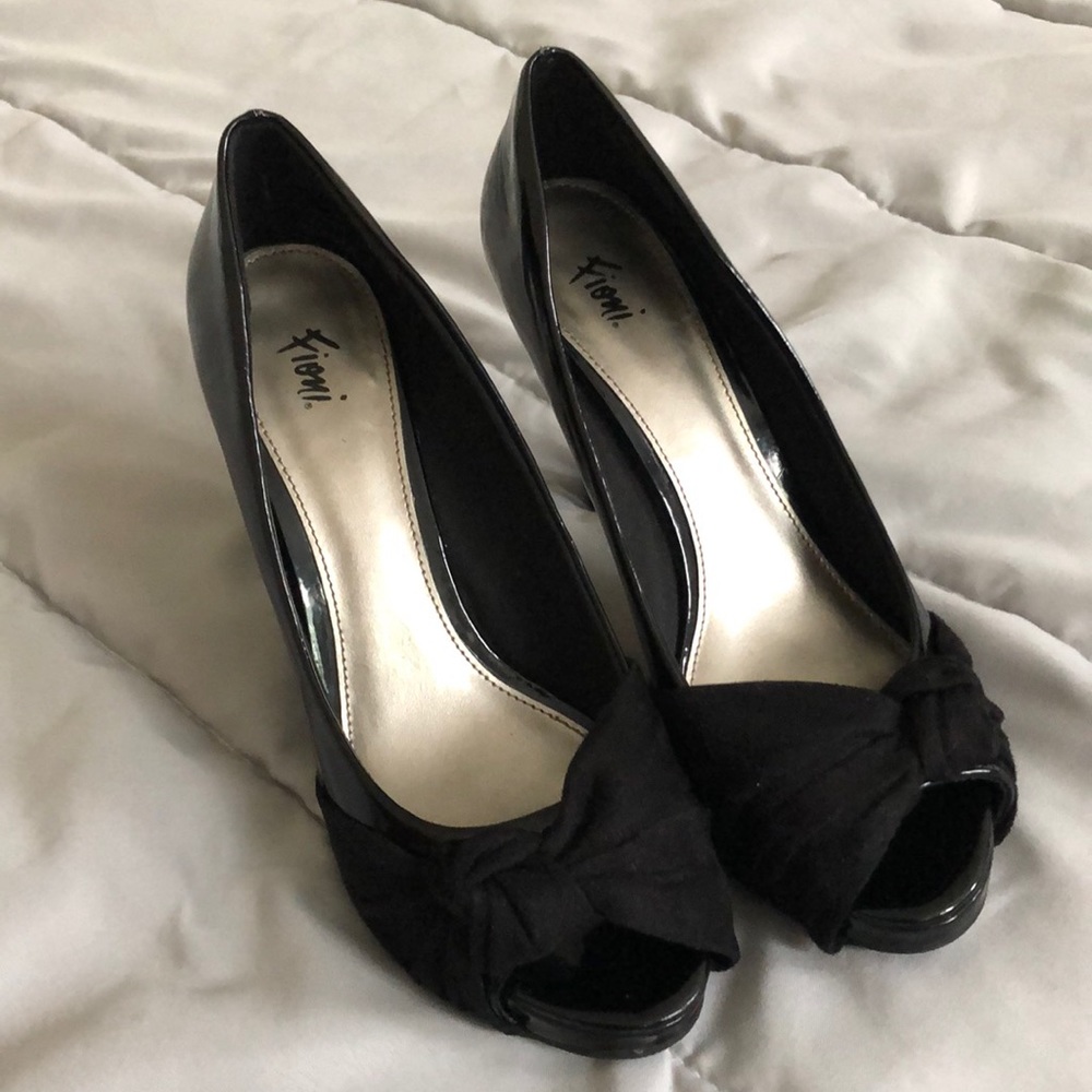 Fioni Black Stilettos